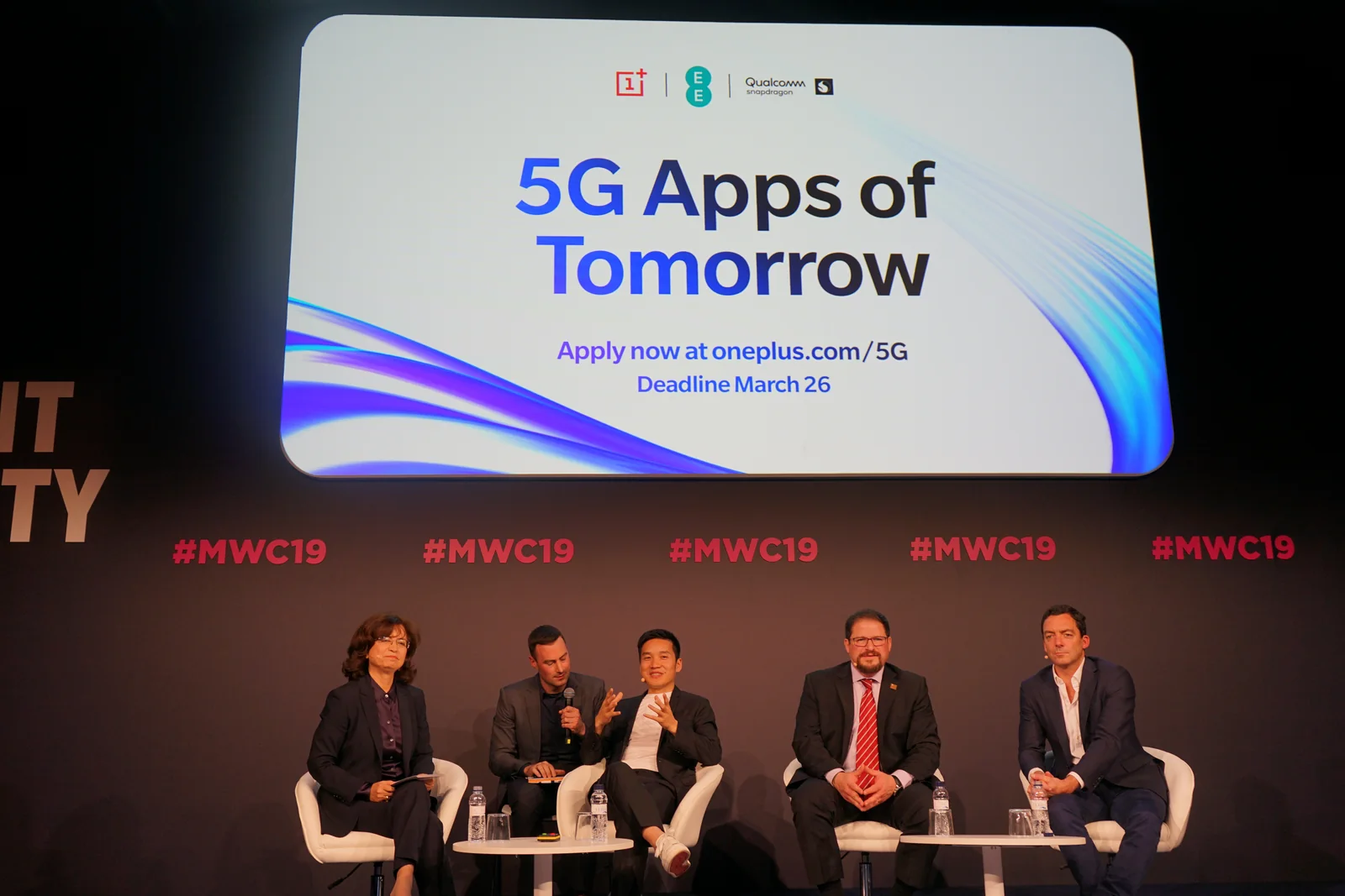 OnePlus, EE and Qualcomm leaders on a 5G panel at MWC 2019