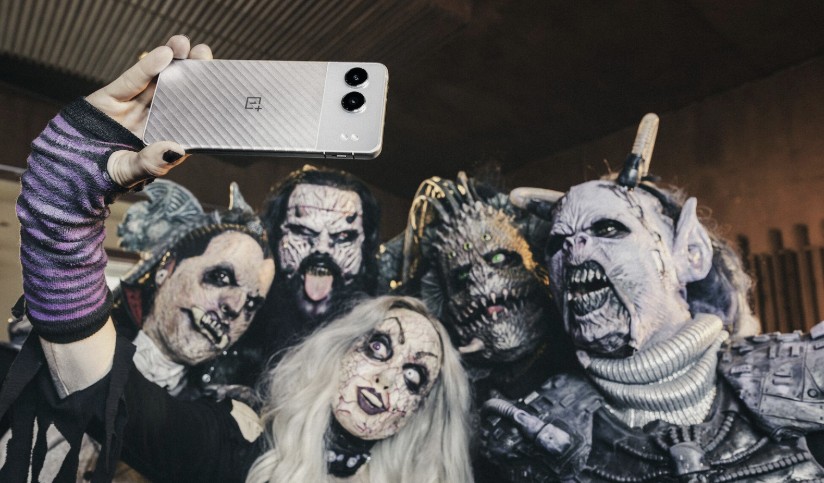 Lordi taking a selfie with the OnePlus Nord 4
